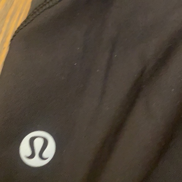 Lululemon - Picture 4 of 4